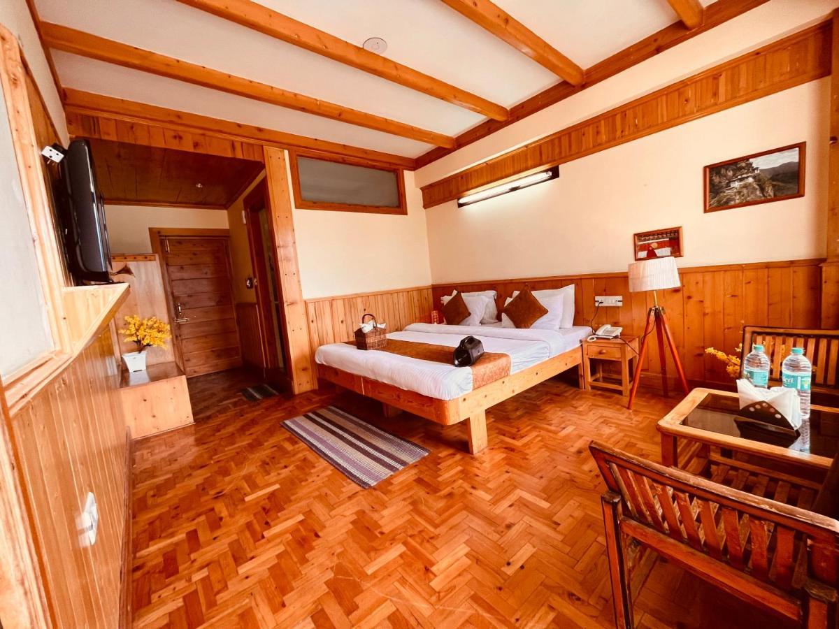 Valley Of Gods - Scenic River & Mountain View Hotel In Manali Экстерьер фото
